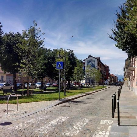 Elegante Appartamento Vicino Al Centro Турин Екстер'єр фото