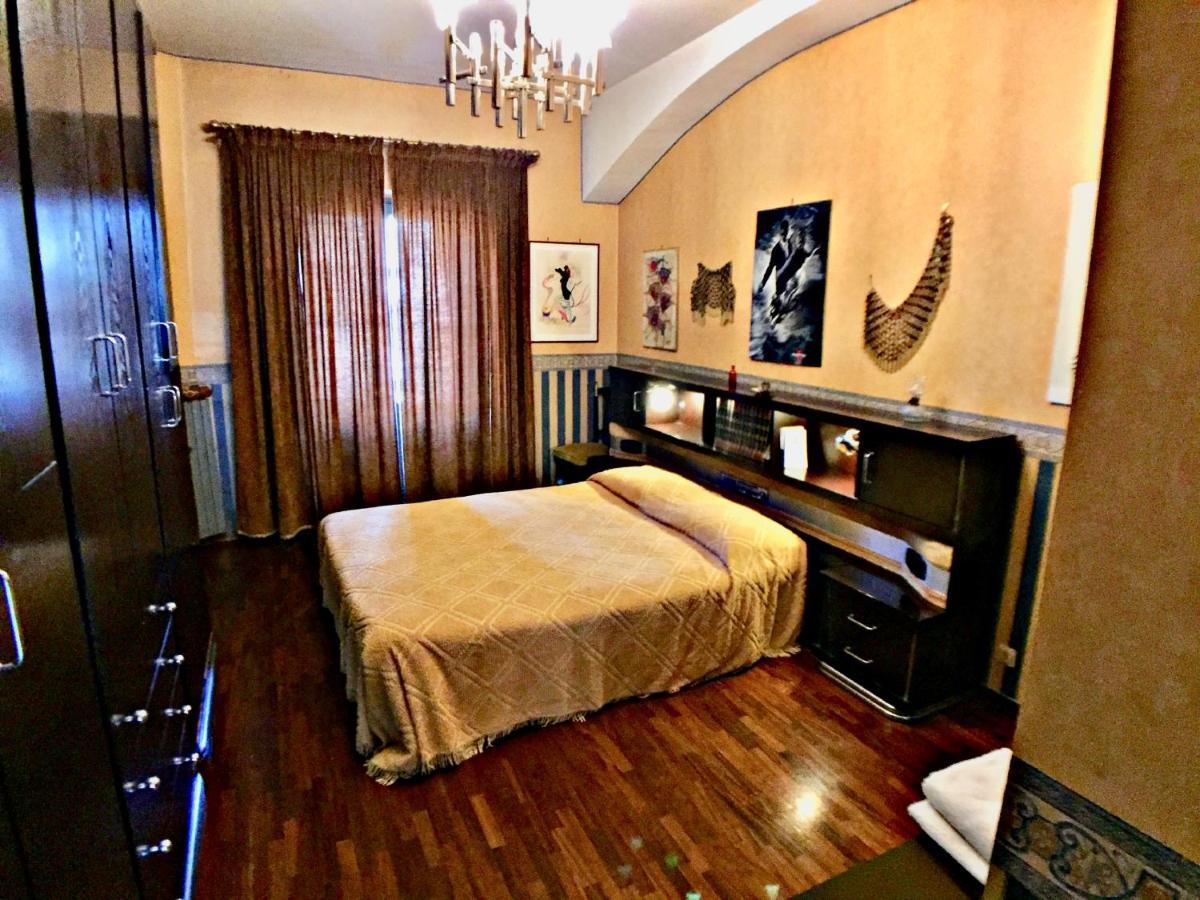 Elegante Appartamento Vicino Al Centro Турин Екстер'єр фото